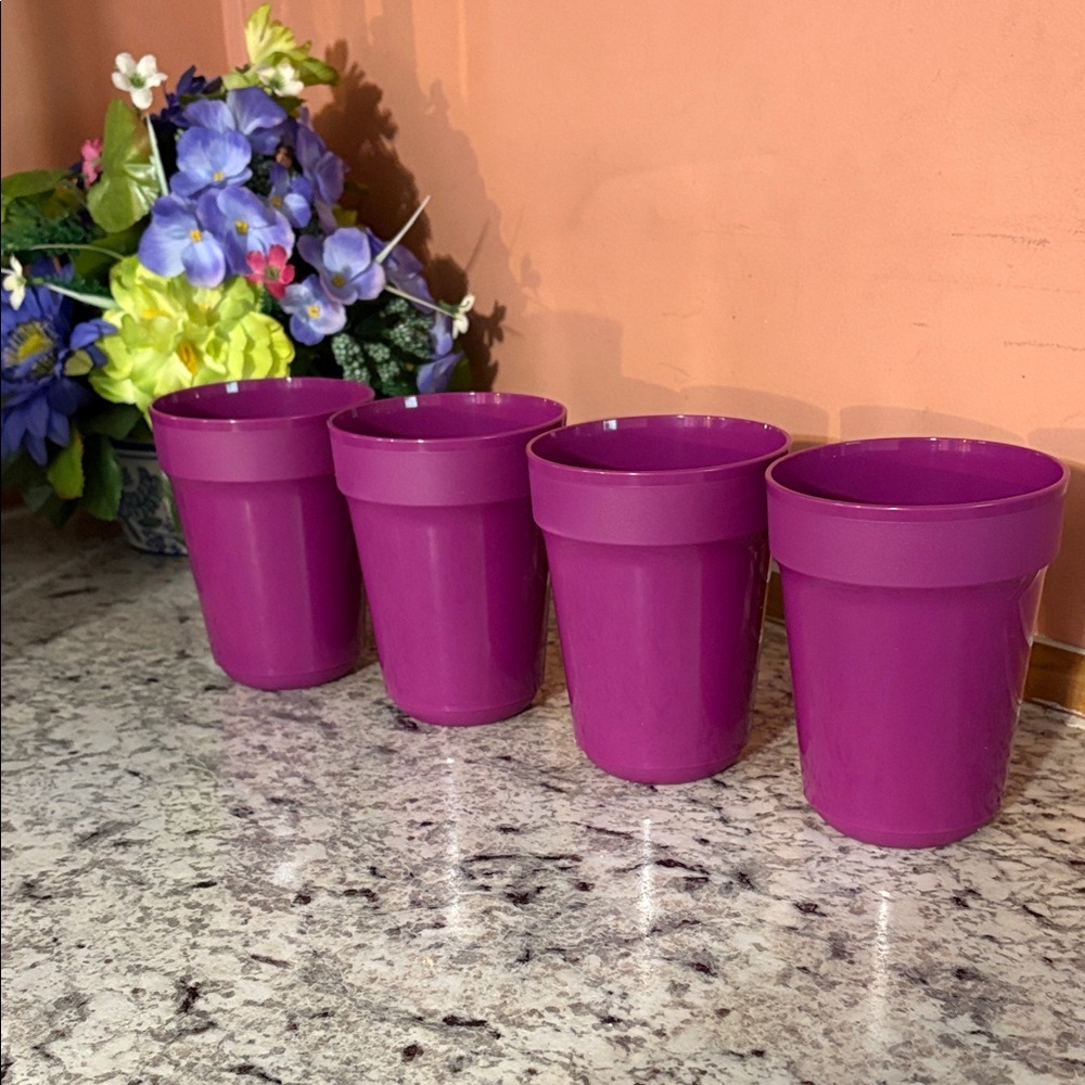 NWT Tupperware Purple Aloha Tumblers Set 4  16 oz c/u